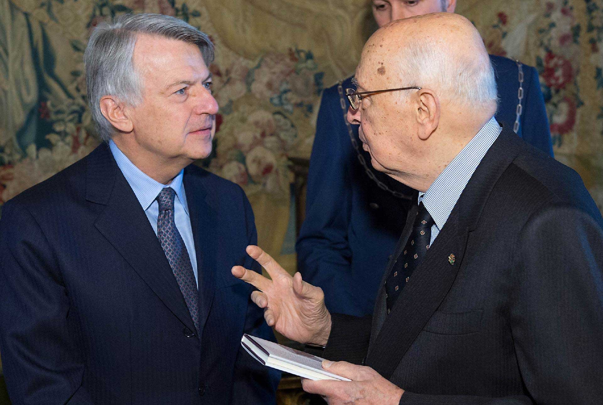 2012, il Presidente della Repubblica Giorgio Napolitano incontra l'allora Presidente della Fondazione del Memoriale Ferruccio De Bortoli
